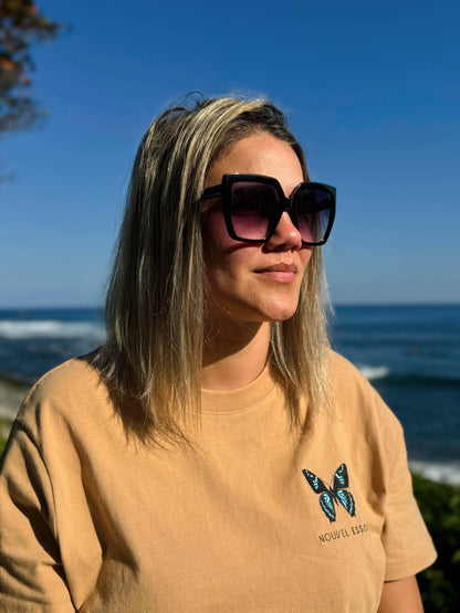 T-shirt Papillon latté unisexe